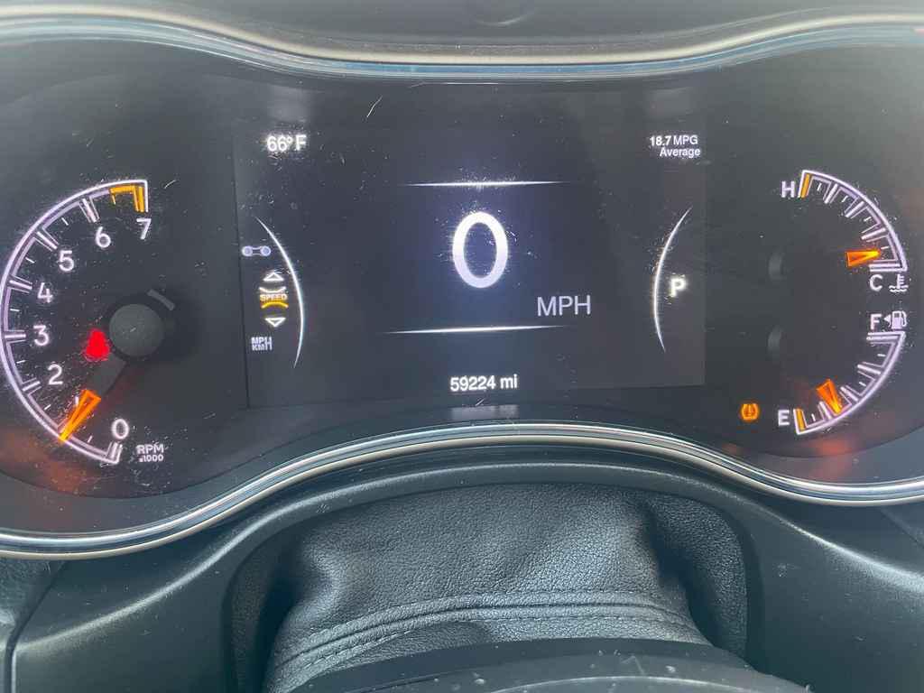 used 2015 Jeep Grand Cherokee car, priced at $14,895