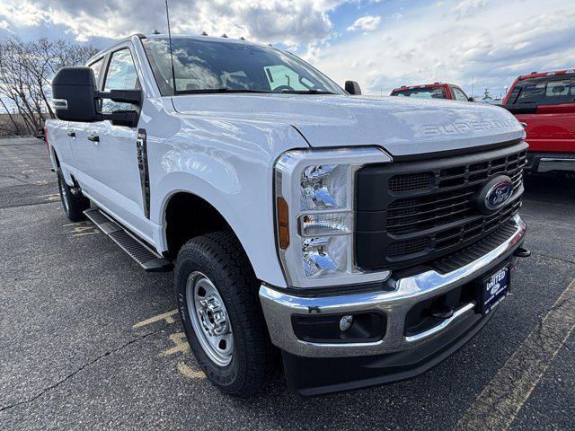 new 2025 Ford F-350 car, priced at $60,370