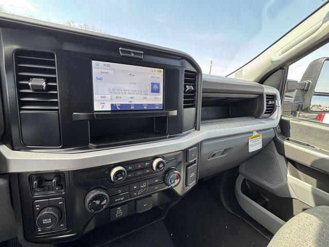 new 2025 Ford F-350 car, priced at $64,725