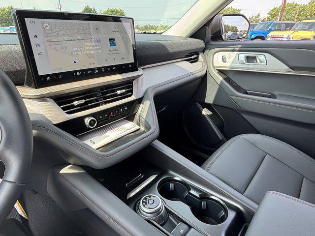 new 2025 Ford Explorer car, priced at $50,280