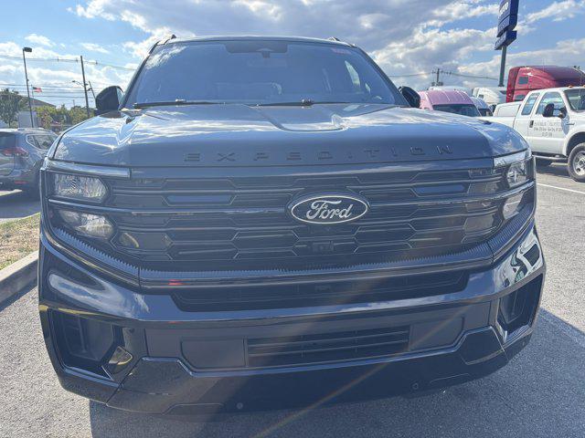 new 2025 Ford Expedition car, priced at $83,650