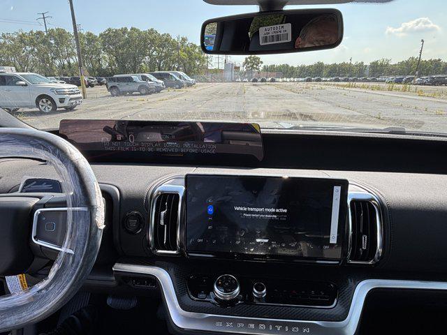 new 2025 Ford Expedition car, priced at $83,650