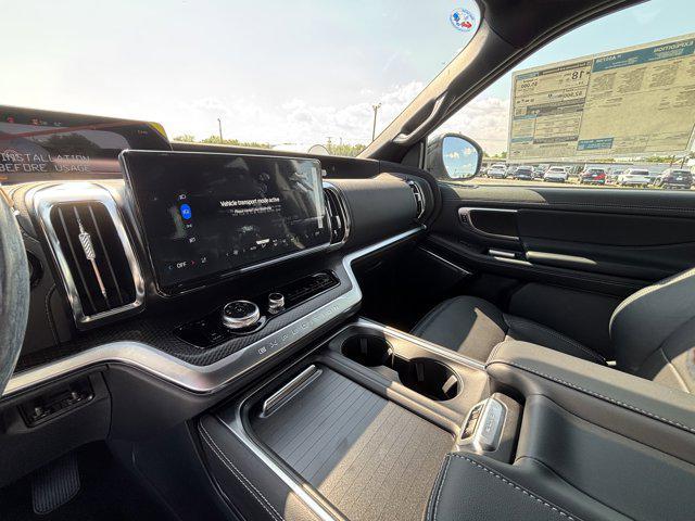 new 2025 Ford Expedition car, priced at $83,650