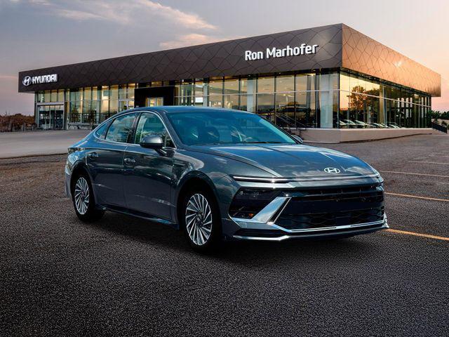 new 2025 Hyundai Sonata Hybrid car, priced at $30,883