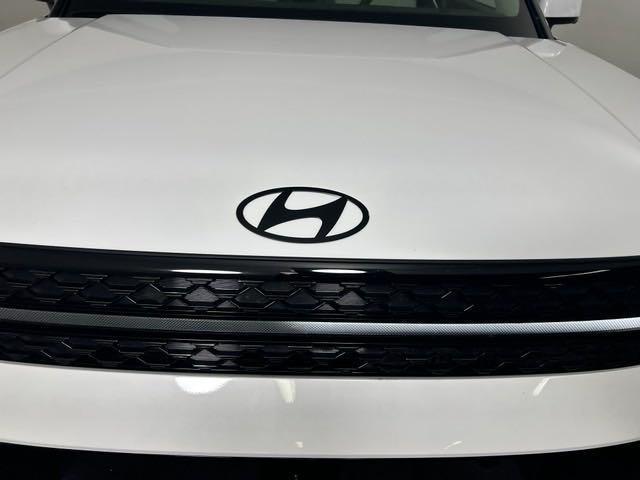 used 2024 Hyundai Santa Fe car, priced at $39,990