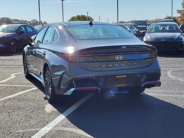 new 2025 Hyundai Sonata Hybrid car, priced at $37,500