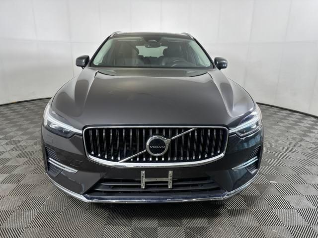 used 2022 Volvo XC60 car, priced at $36,990