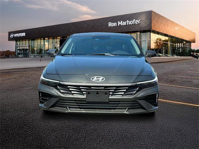 new 2025 Hyundai Elantra car, priced at $23,044