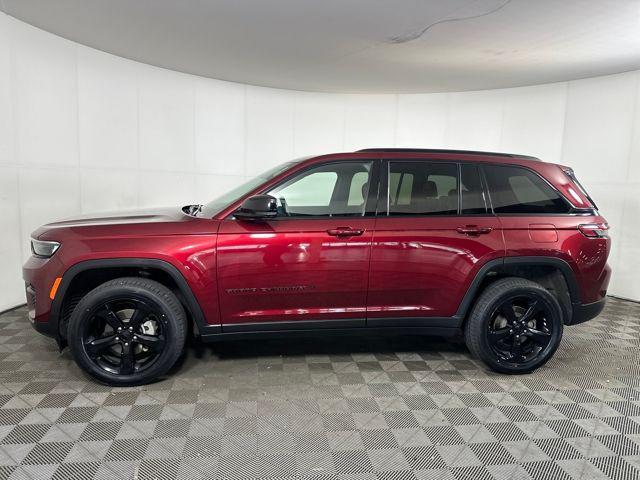 used 2023 Jeep Grand Cherokee car, priced at $30,999