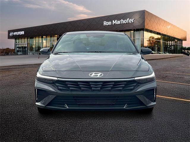 new 2025 Hyundai Elantra car, priced at $24,084