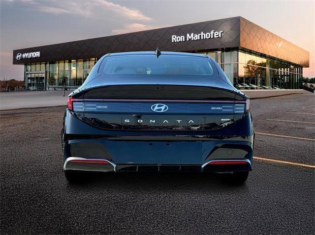 new 2025 Hyundai Sonata car, priced at $29,884