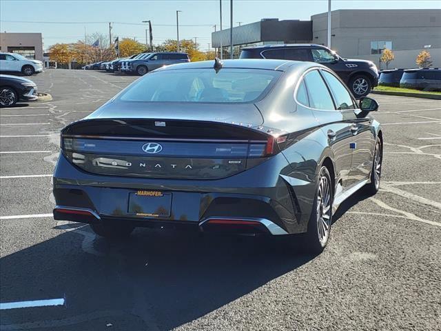 new 2025 Hyundai Sonata Hybrid car, priced at $37,500