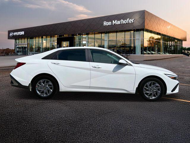 new 2025 Hyundai ELANTRA HEV car, priced at $25,654