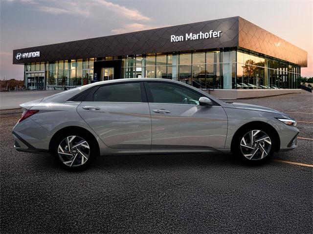 new 2025 Hyundai Elantra car, priced at $26,832