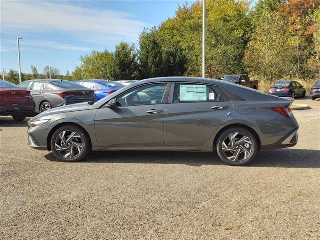 new 2025 Hyundai Elantra car, priced at $23,009