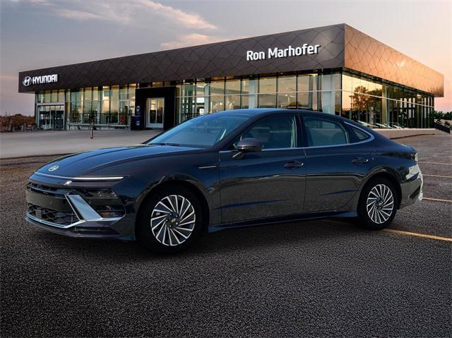 new 2025 Hyundai Sonata Hybrid car, priced at $37,450