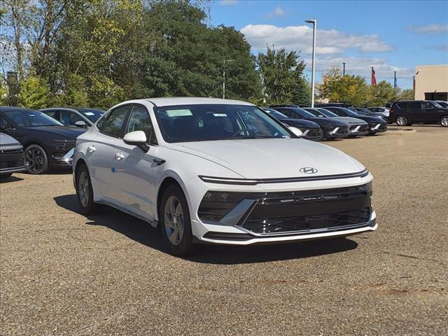 new 2025 Hyundai Sonata car, priced at $26,804