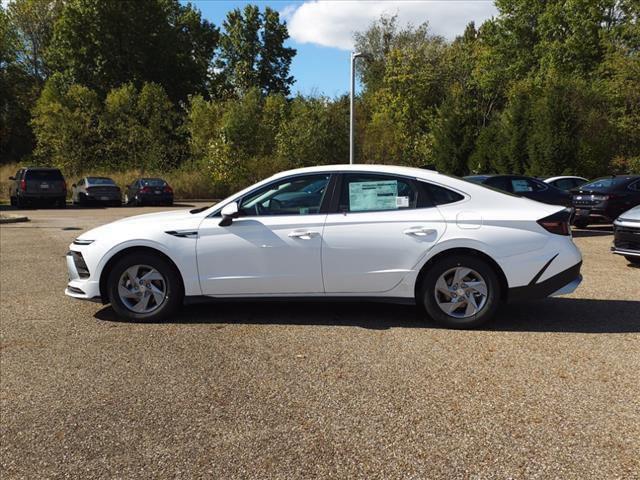 new 2025 Hyundai Sonata car, priced at $26,804