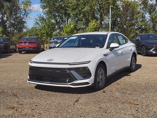 new 2025 Hyundai Sonata car, priced at $26,804