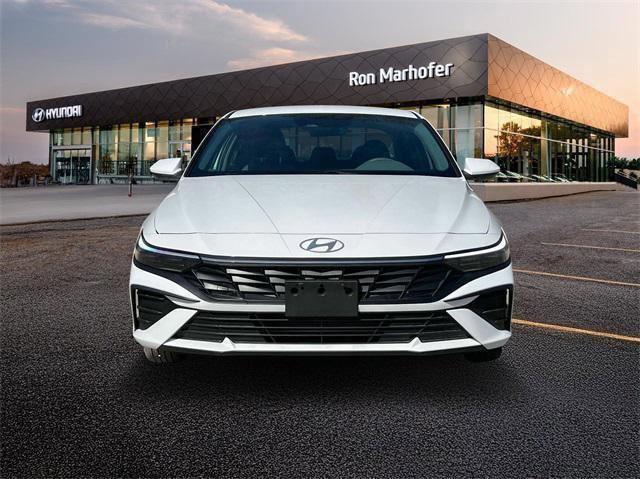 new 2025 Hyundai Elantra car, priced at $23,668