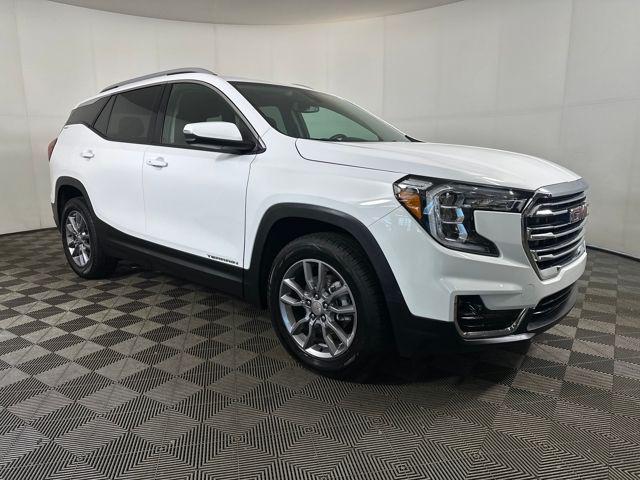 used 2024 GMC Terrain car, priced at $21,990