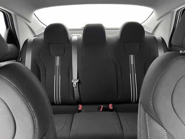 new 2025 Hyundai ELANTRA HEV car, priced at $25,202