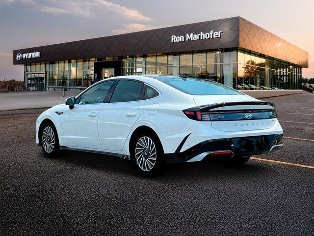 new 2025 Hyundai Sonata Hybrid car, priced at $37,684