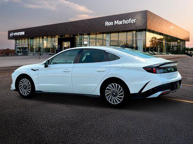 new 2025 Hyundai Sonata Hybrid car, priced at $37,684