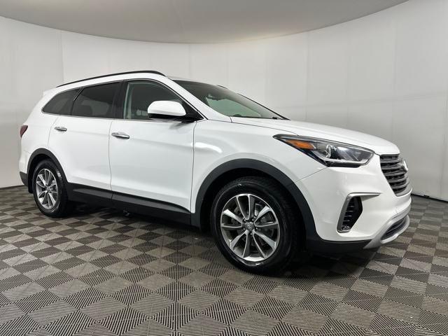 used 2018 Hyundai Santa Fe car, priced at $17,590