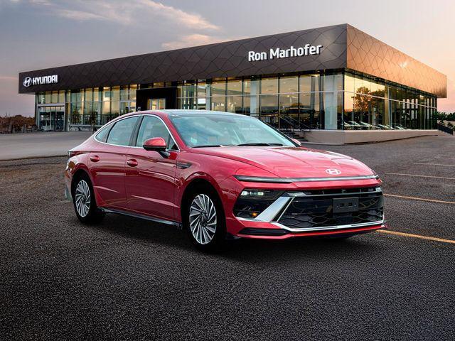 new 2025 Hyundai Sonata Hybrid car, priced at $37,684