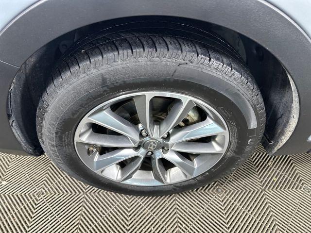 used 2019 Hyundai Santa Fe XL car, priced at $11,990