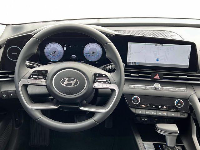 new 2025 Hyundai Elantra car, priced at $27,008
