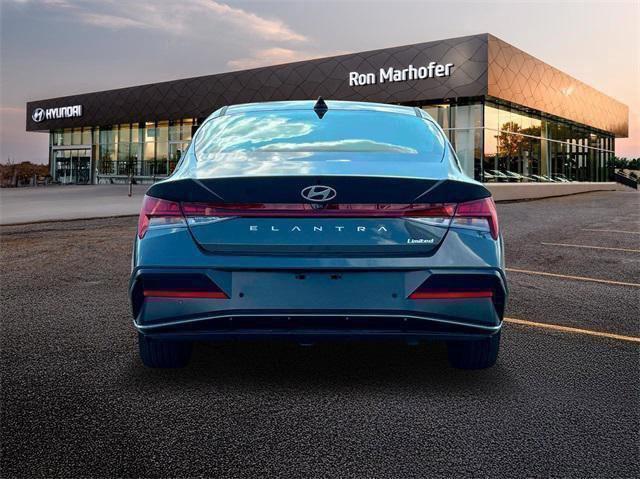 new 2025 Hyundai Elantra car, priced at $27,441