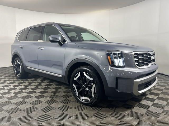 used 2023 Kia Telluride car, priced at $32,990