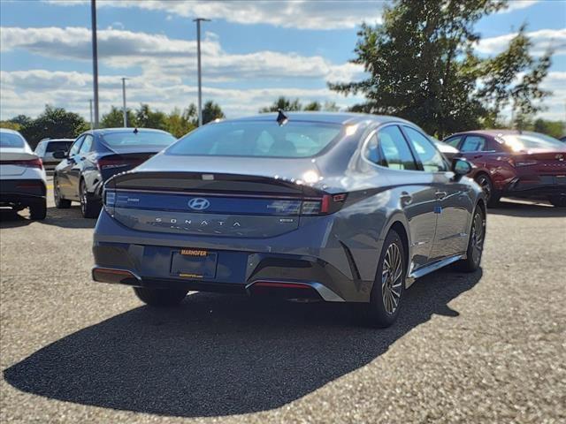 new 2025 Hyundai Sonata Hybrid car, priced at $37,351