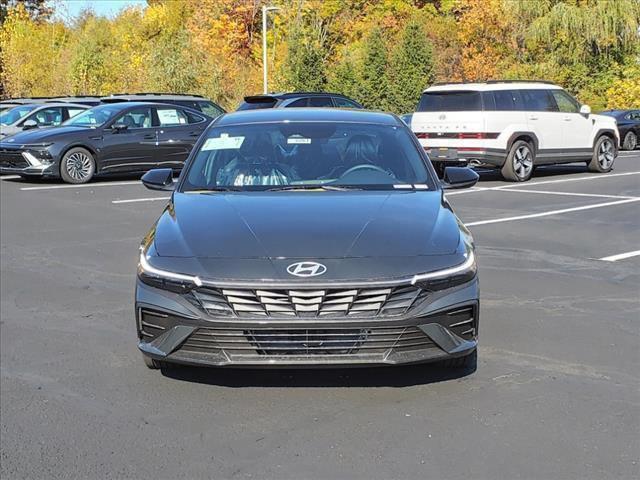 new 2025 Hyundai Elantra HEV car, priced at $27,339