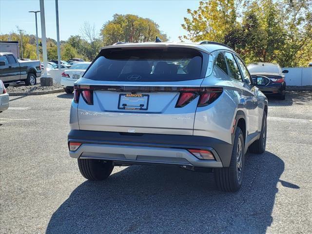 new 2025 Hyundai Tucson Hybrid car, priced at $34,432