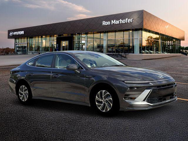 new 2026 Hyundai Sonata Hybrid car, priced at $30,012