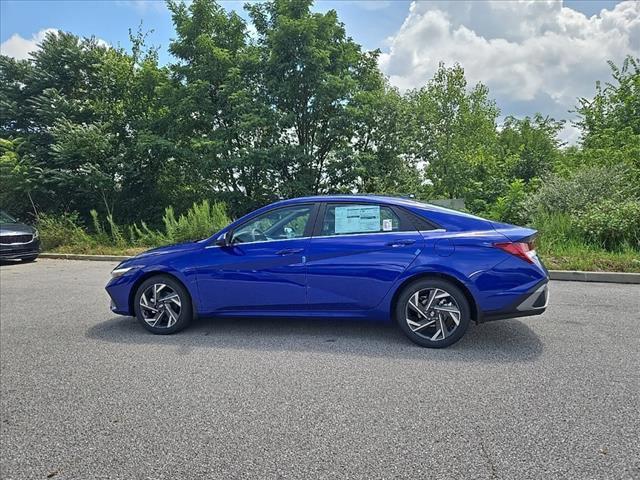 new 2024 Hyundai Elantra car, priced at $26,294