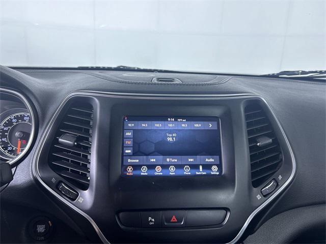 used 2019 Jeep Cherokee car, priced at $10,990