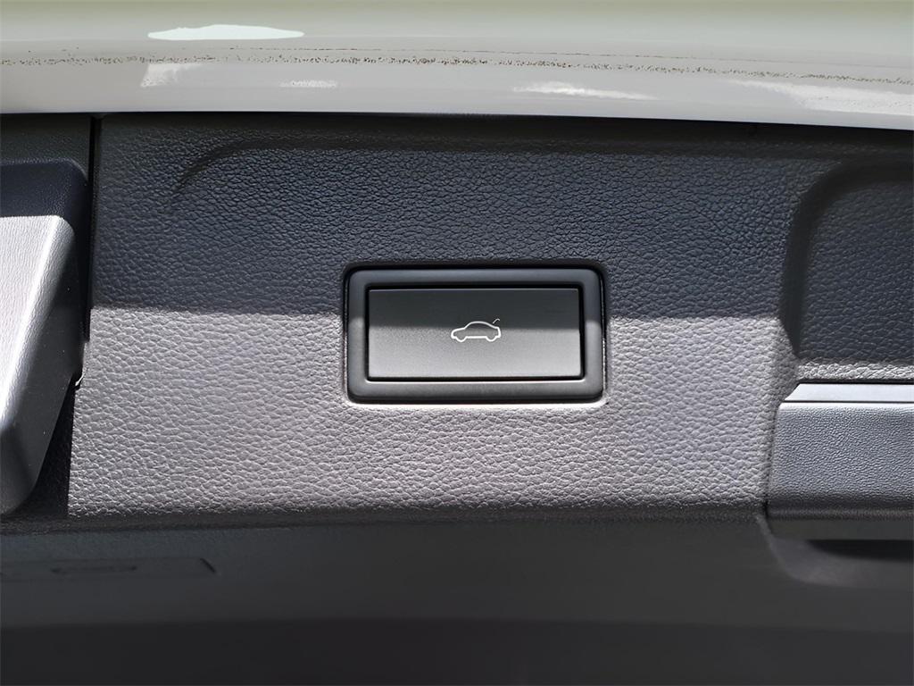 used 2023 Volkswagen Atlas car, priced at $31,600