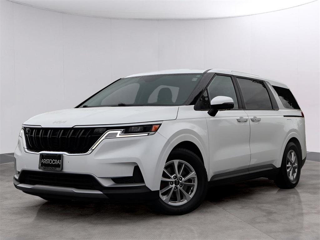 used 2022 Kia Carnival car, priced at $27,500