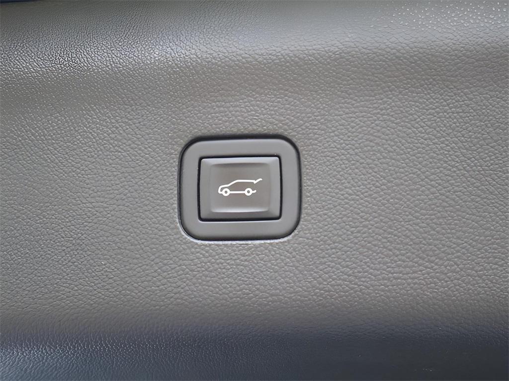 used 2023 Buick Enclave car, priced at $38,900