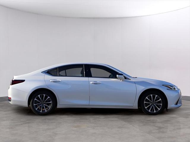 used 2022 Lexus ES 250 car, priced at $30,977