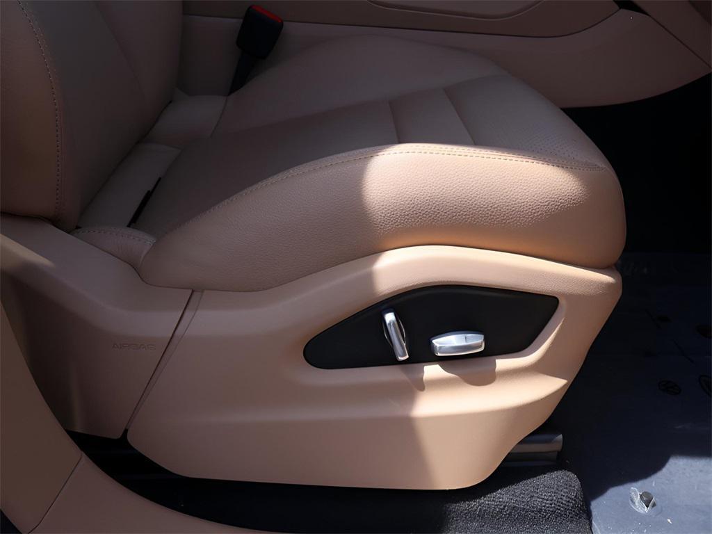 used 2021 Porsche Cayenne car, priced at $40,900