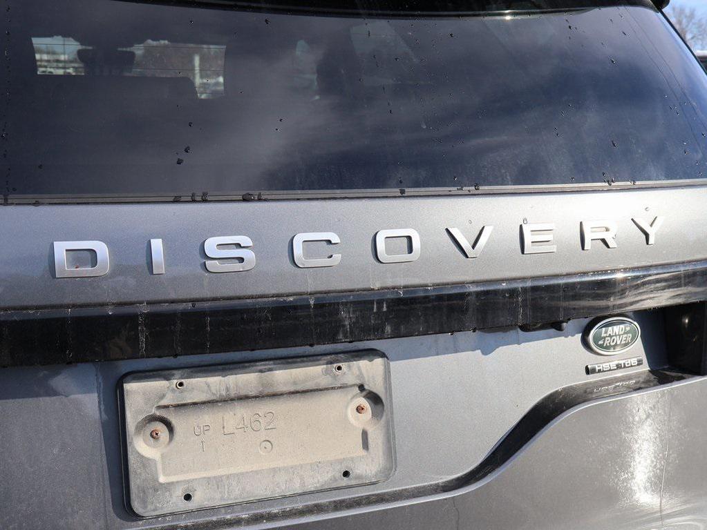 used 2018 Land Rover Discovery car, priced at $19,977