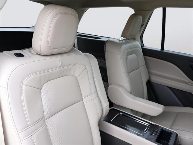 used 2022 Lincoln Aviator car, priced at $40,500