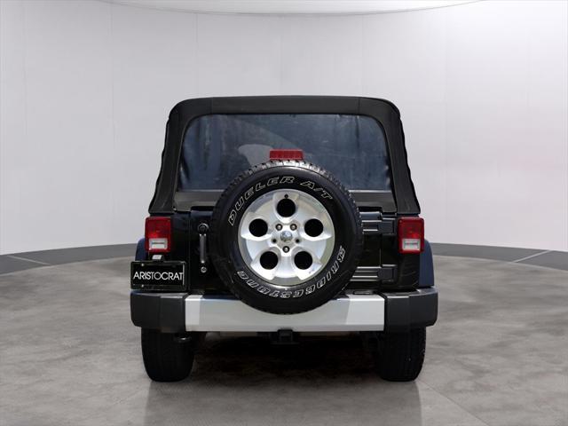 used 2015 Jeep Wrangler Unlimited car, priced at $23,900