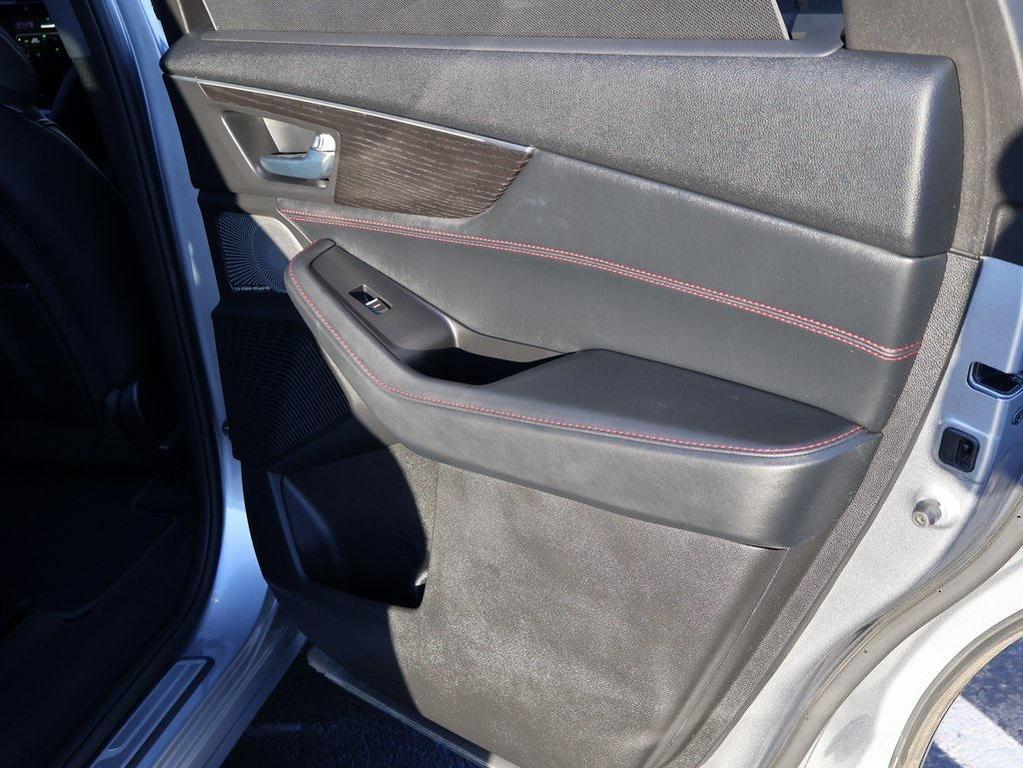 used 2022 Acura MDX car, priced at $37,500