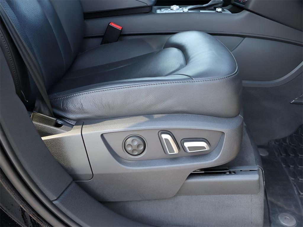 used 2014 Audi Q7 car, priced at $12,700